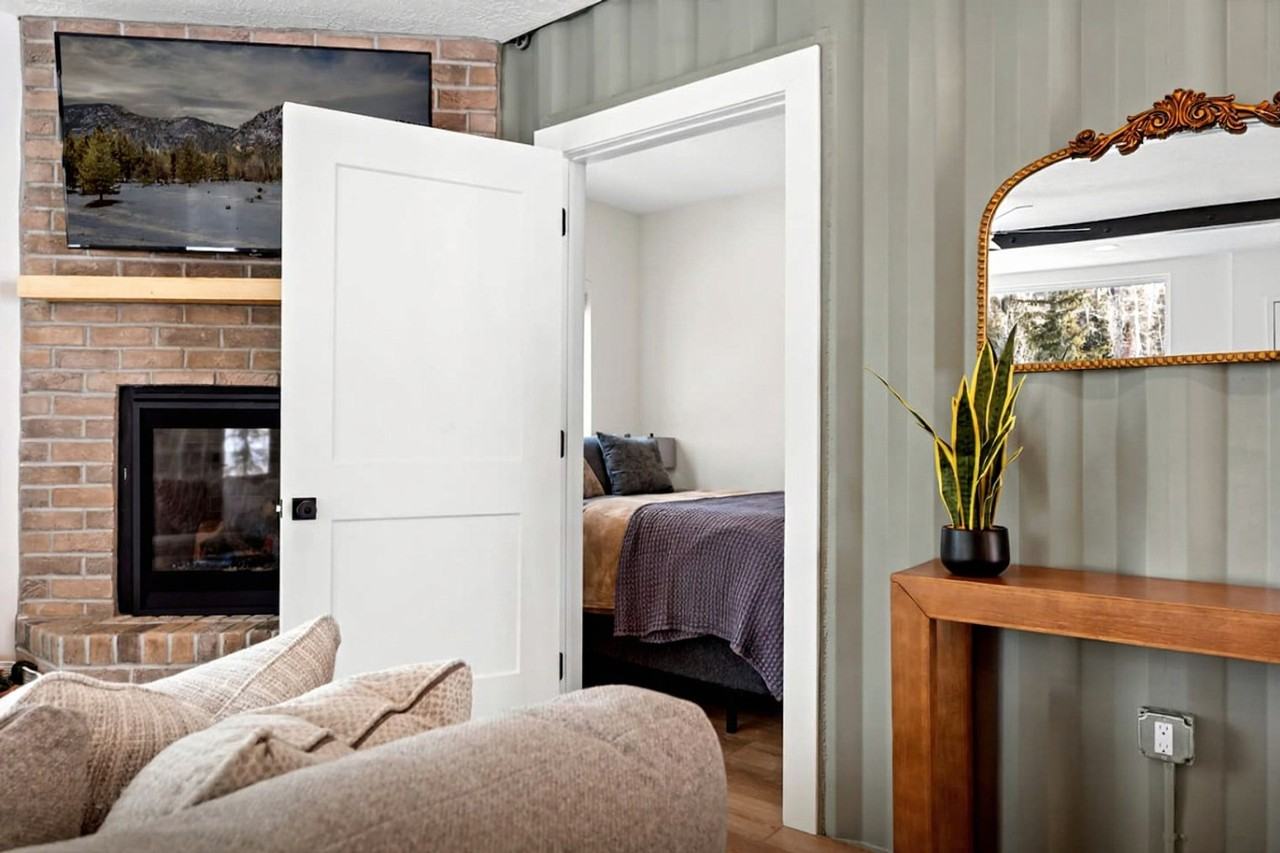 220 Circle Dr #1249883P - Photo 4 of 50