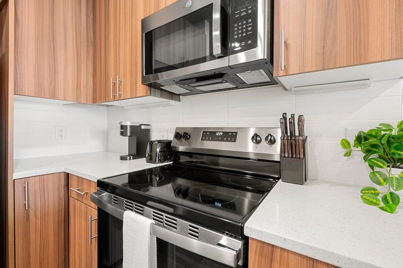 2048 Bolton Dr Nw #1351863P - Photo 6 of 15