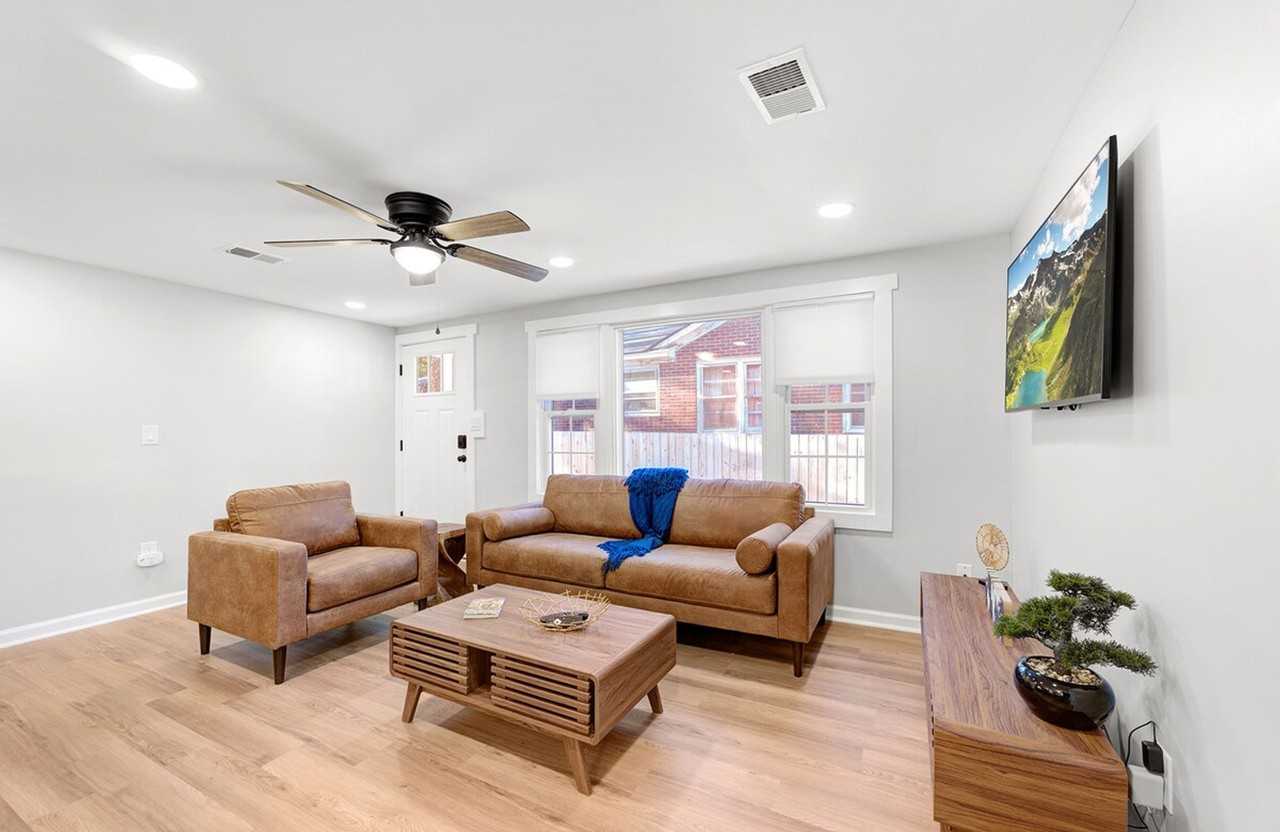 4737 Aster St #1359010P - Photo 4 of 33