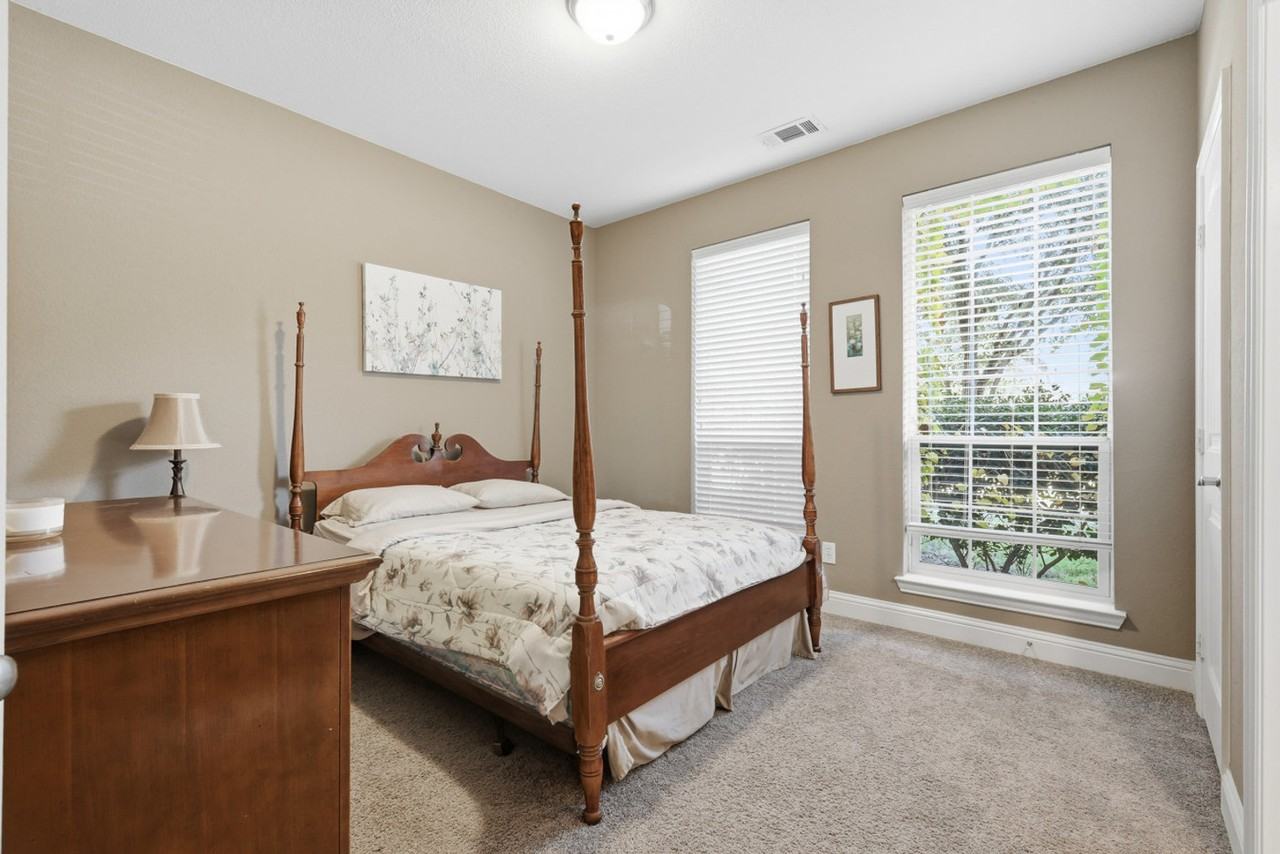 1273 Ranch Gate Ln #1363567P - Photo 4 of 30