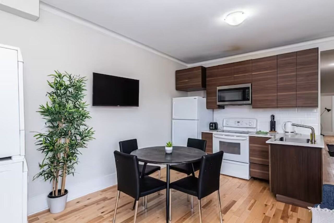 967 Rue Sainte-Marguerite #1363768P - Photo 3 of 17