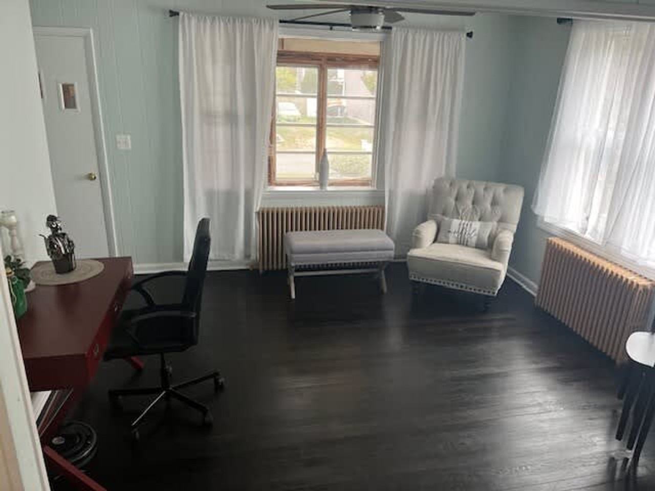 14386 Calvert St #1363916P - Photo 5 of 36