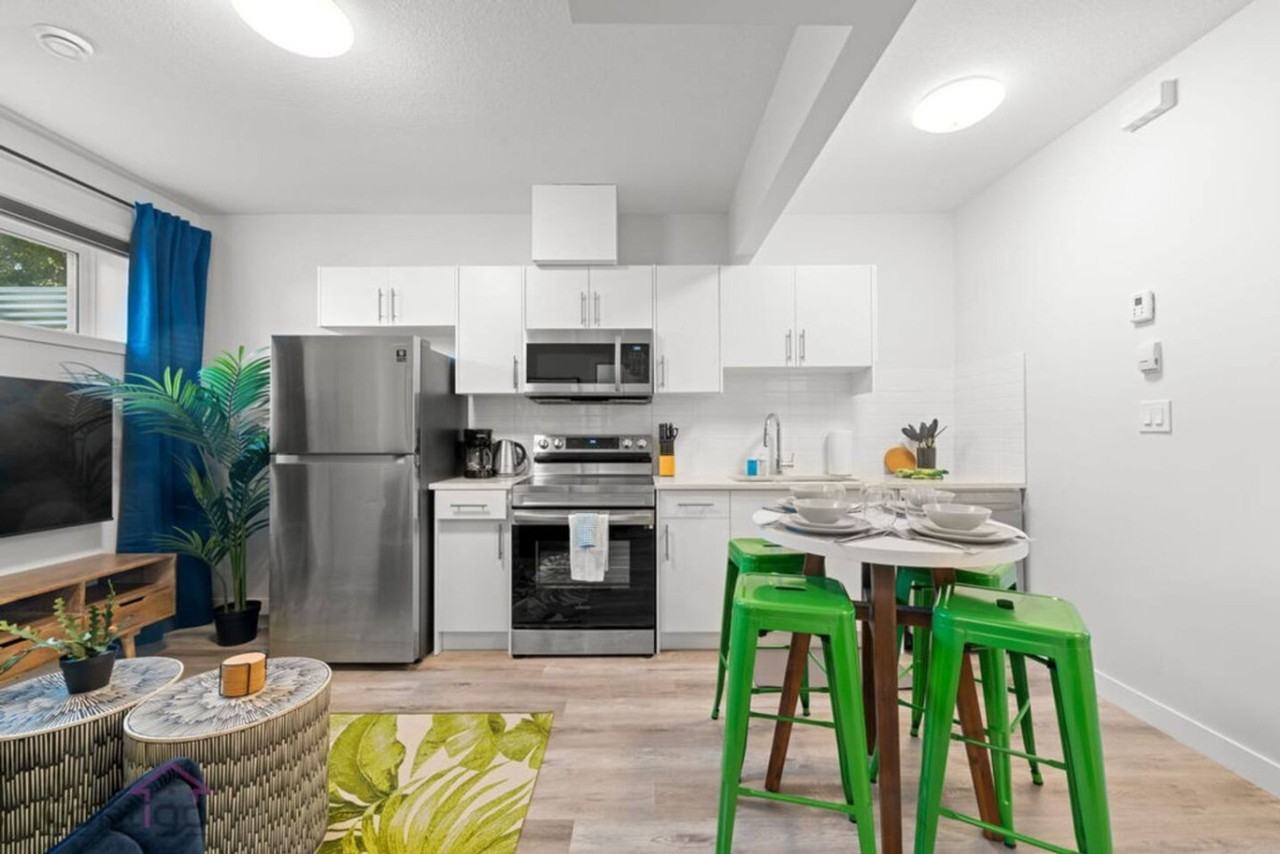 15803 97 Ave Nw #1308602P - Photo 4 of 17