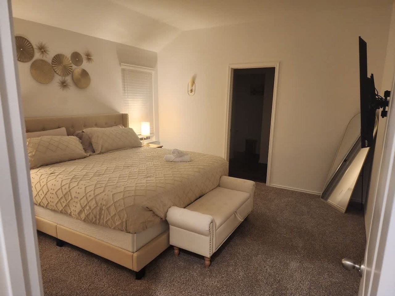 6055 Diamond Vista Ct #1283920P - Photo 4 of 50