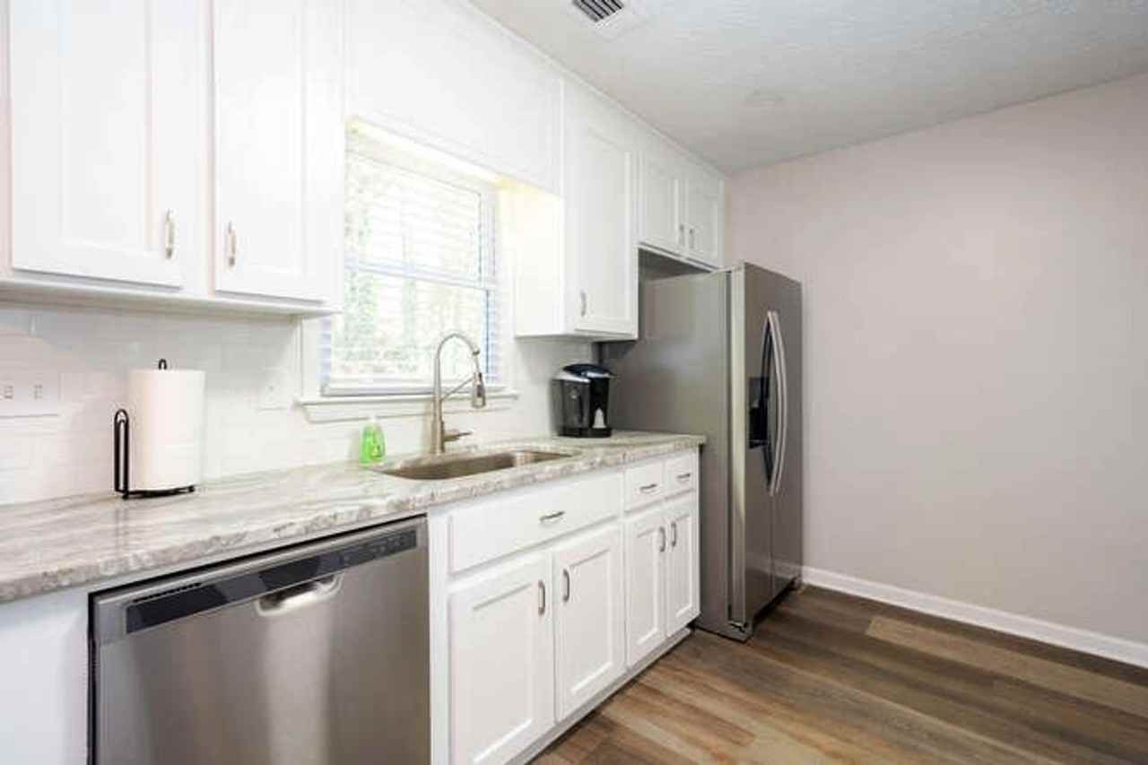 1060 Washington Ave #1289333P - Photo 7 of 50