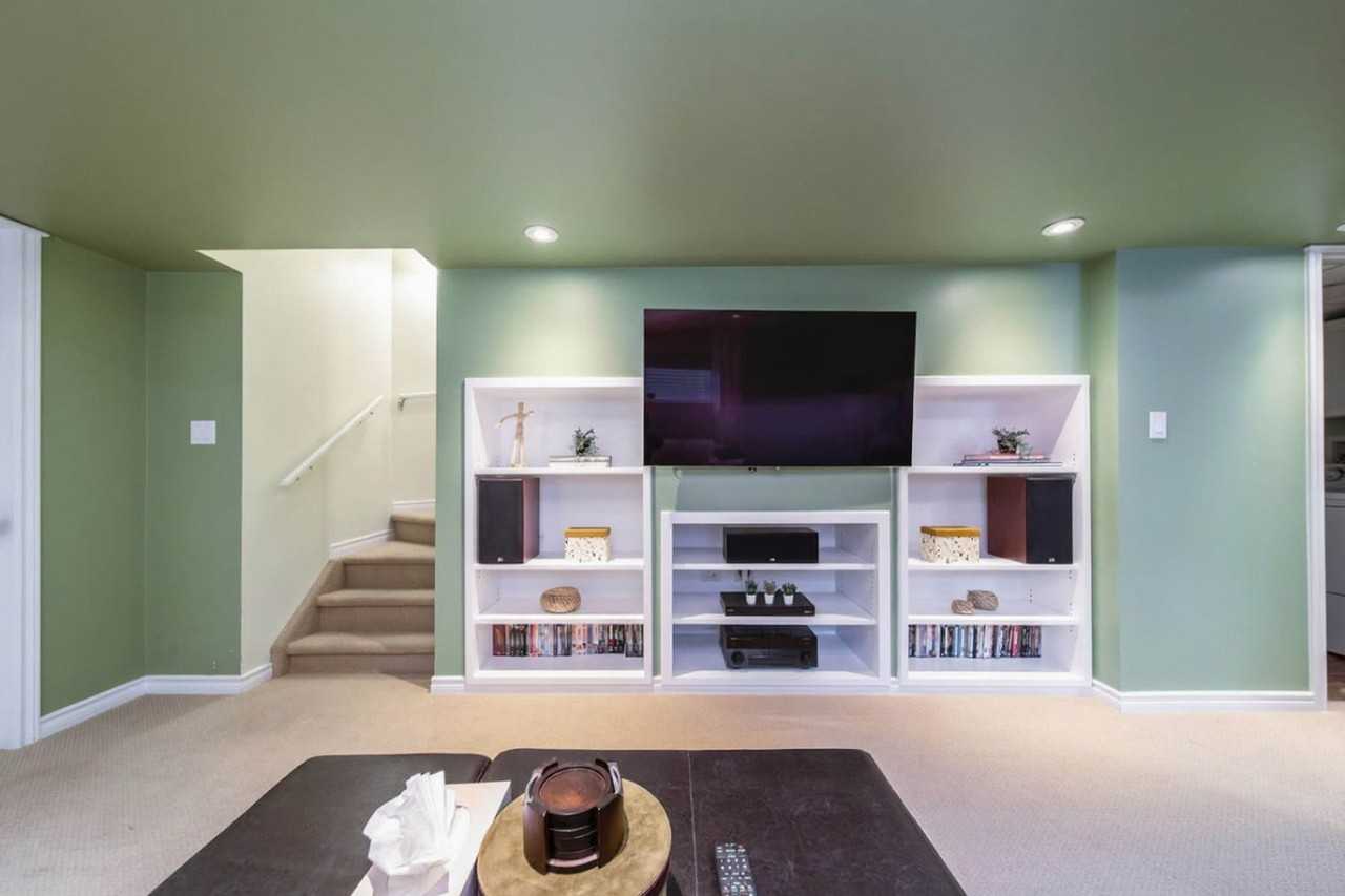 12223 17 Ave Sw #1308610P - Photo 3 of 50