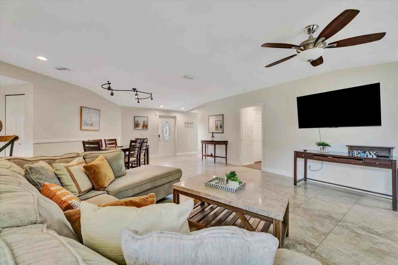 2529 Croton Ave #1366627P - Photo 6 of 50