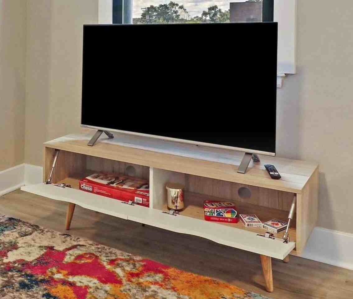 5009 Columbia Ave #1366946P - Photo 3 of 10