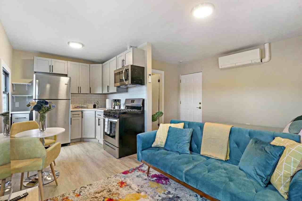 5009 Columbia Ave #1366946P - Photo 4 of 10