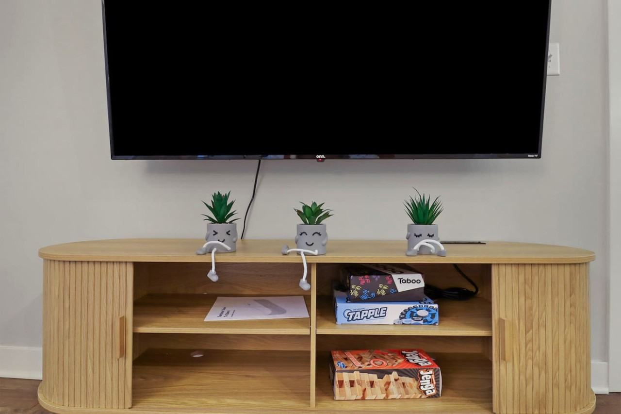 255 N Addison Ave #1366994P - Photo 2 of 49