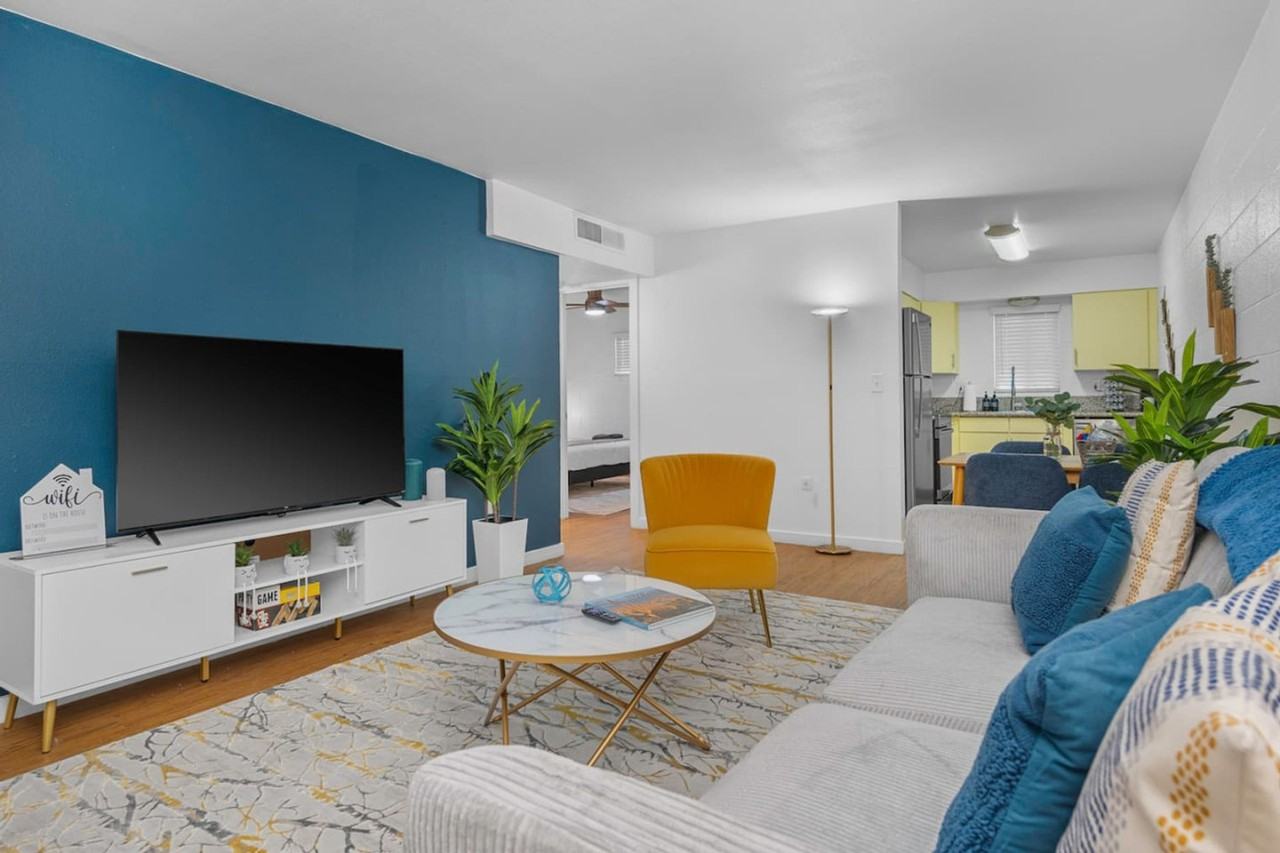 109 E Broadway Rd #1366965P - Photo 2 of 28