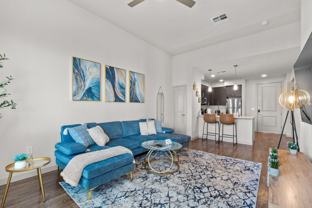 711 W Broadway Rd - Photo 1 of 1