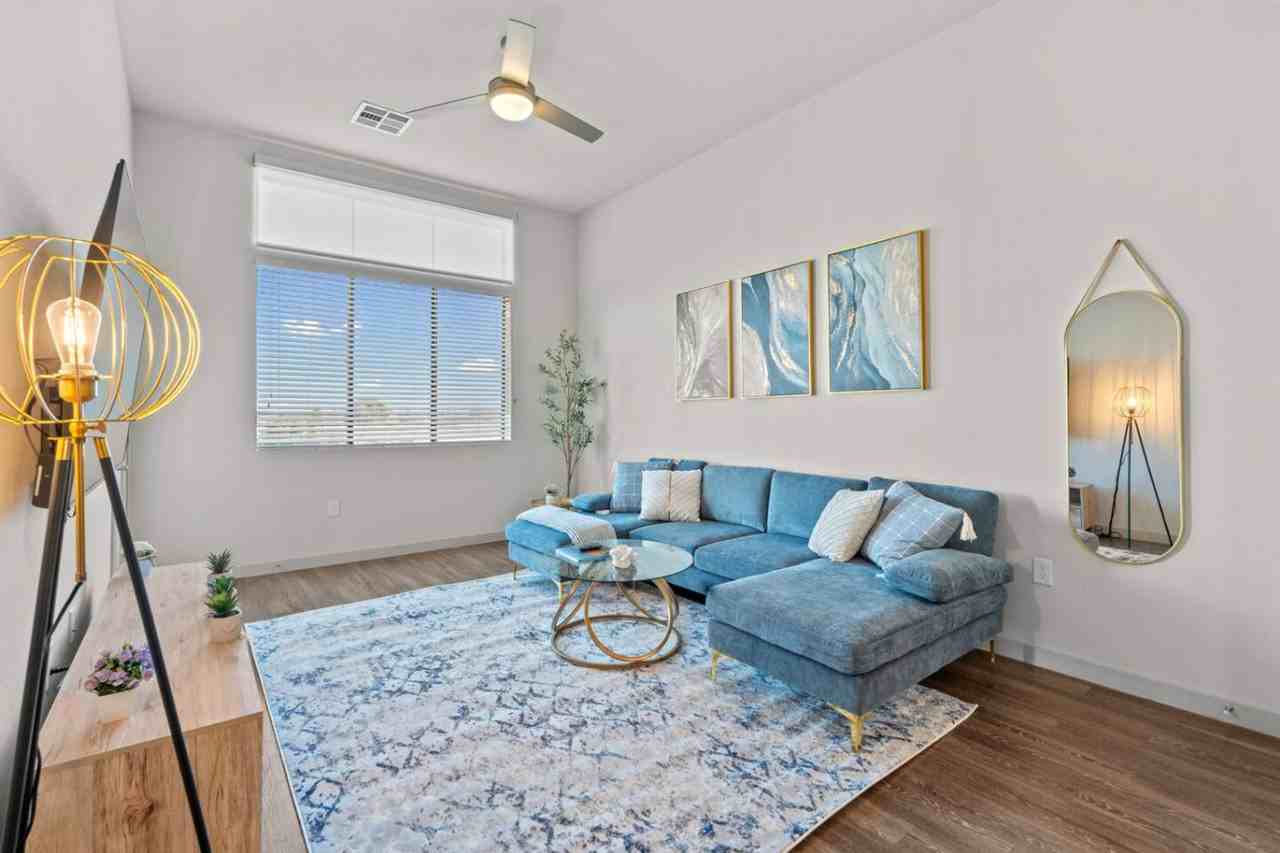 711 W Broadway Rd #1366963P - Photo 5 of 34