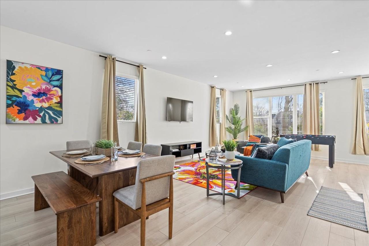 1319 Anderson St #1366784P - Photo 2 of 26