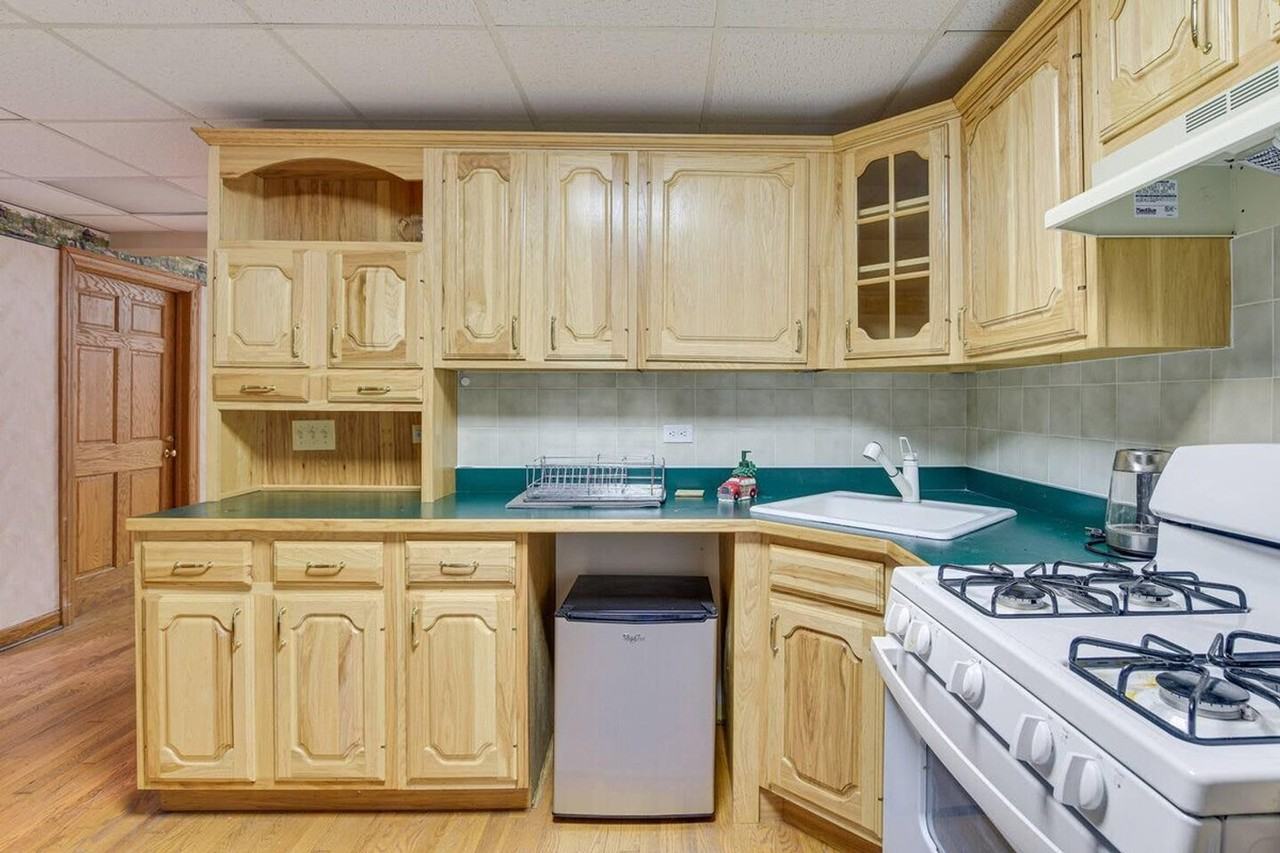 7 Creekside Ln #1366766P - Photo 6 of 23