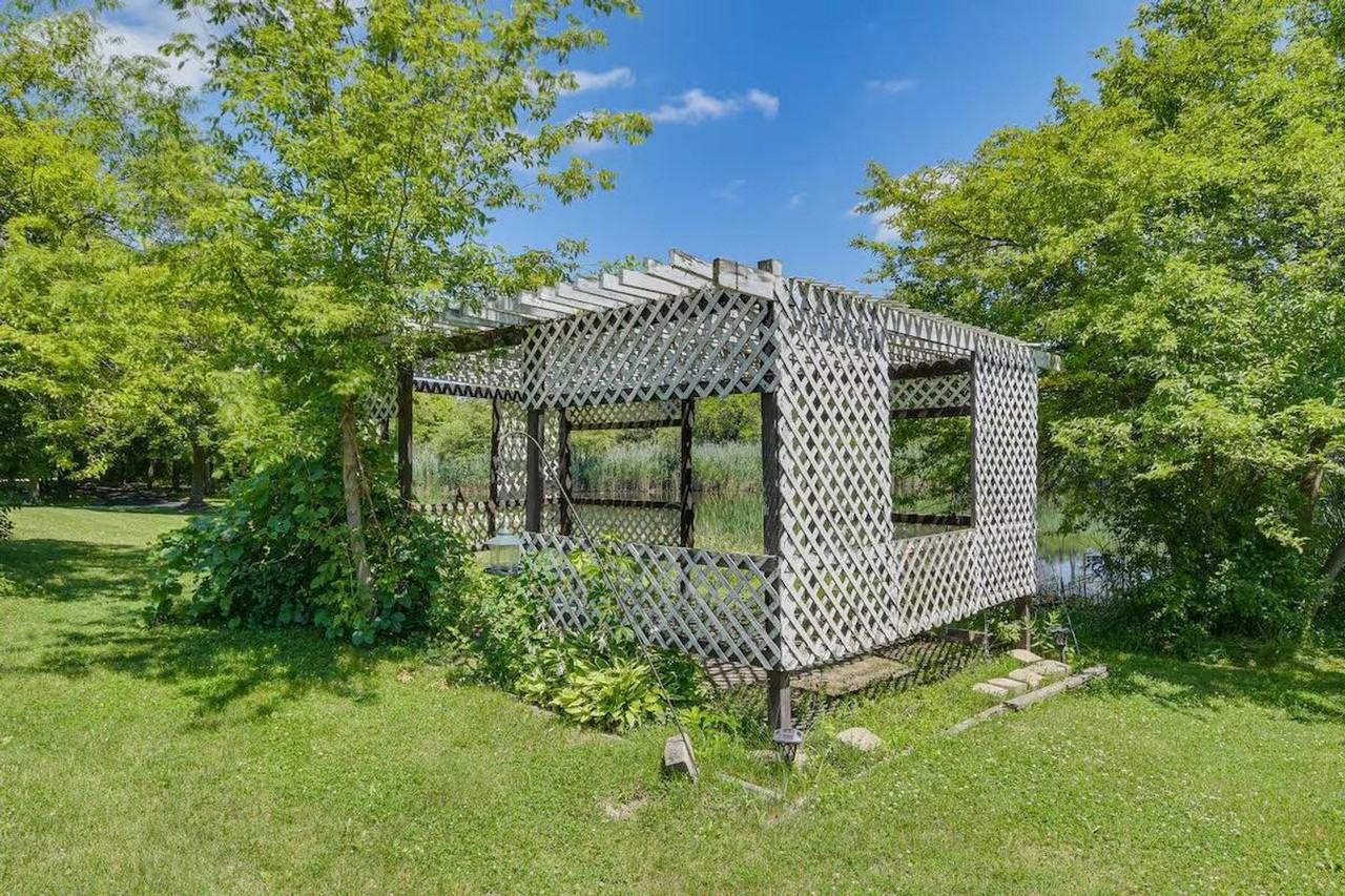 7 Creekside Ln #1366766P - Photo 5 of 23