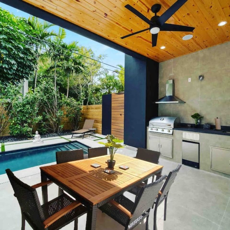 1514 Ne 5th Ct #1369637P - Photo 2 of 39