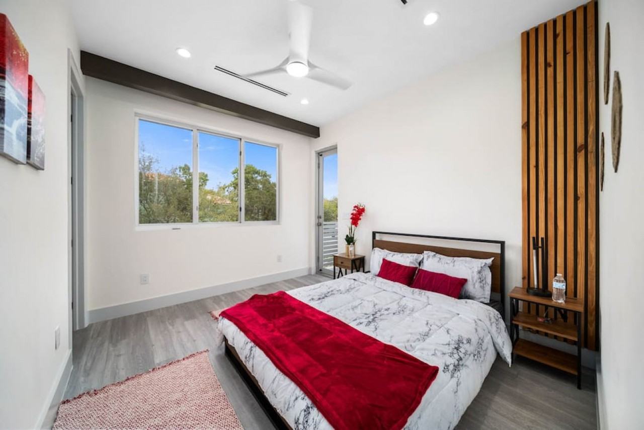 1514 Ne 5th Ct #1369637P - Photo 7 of 40