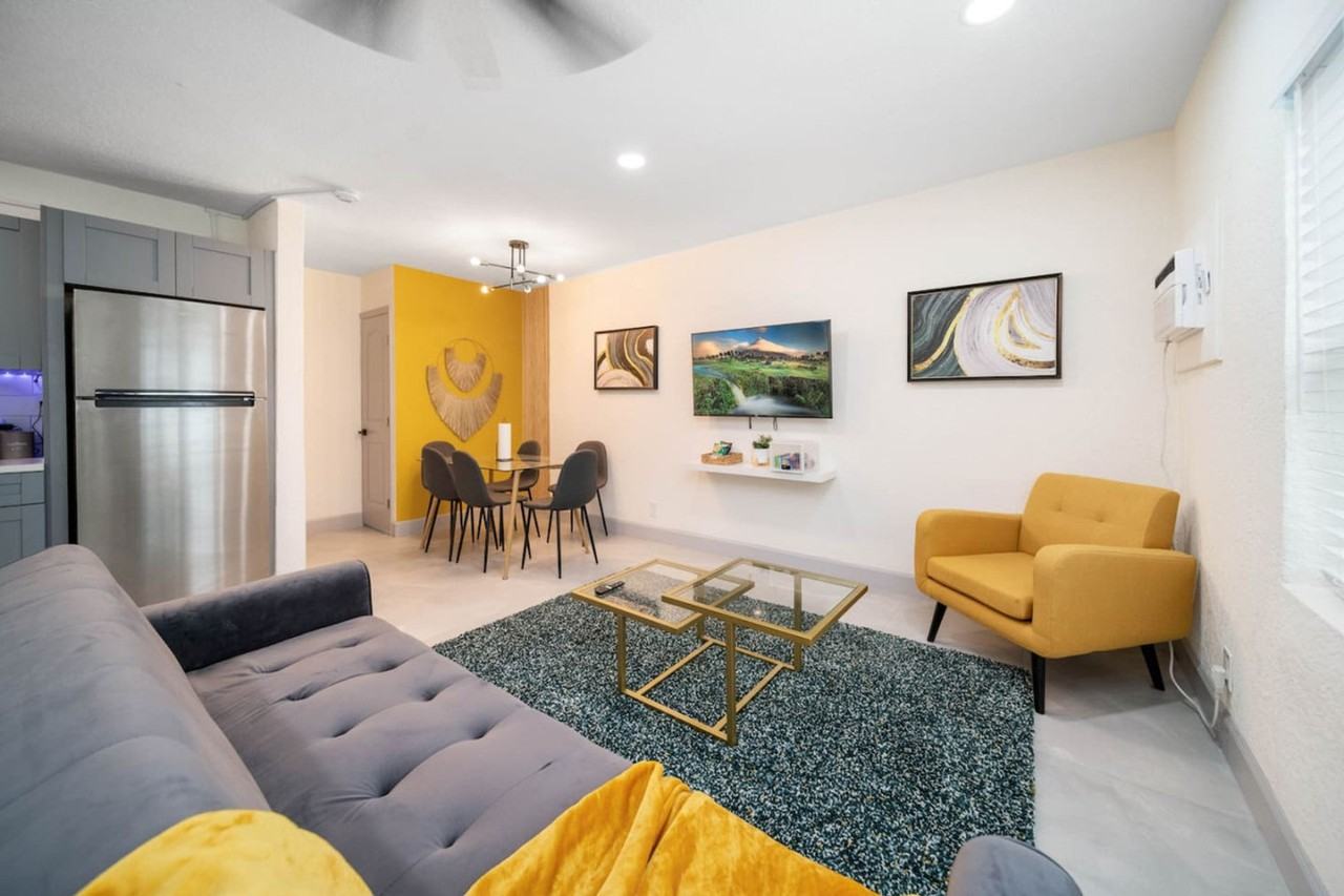 1416 Ne 9th St #1369655P - Photo 3 of 20