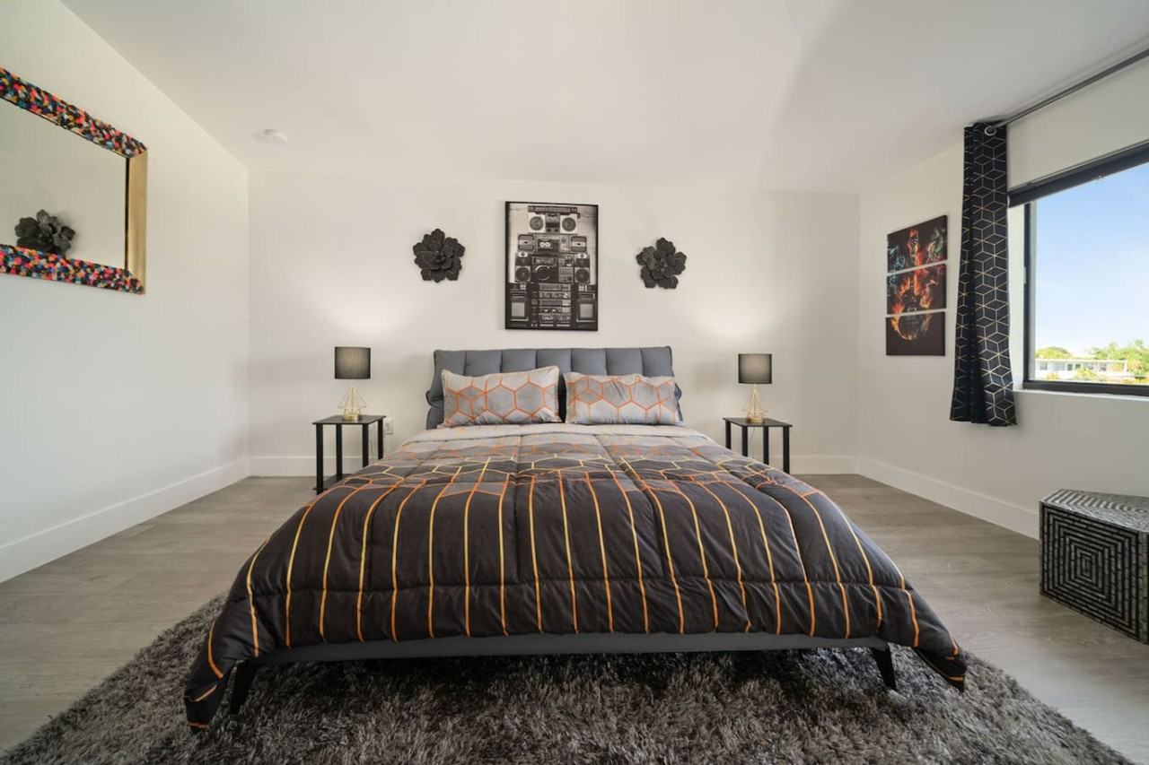 3246 Sw 44th St #1369654P - Photo 5 of 36