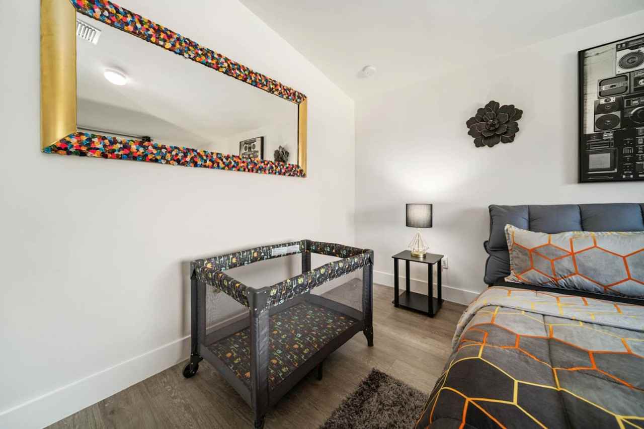 3246 Sw 44th St #1369654P - Photo 6 of 36