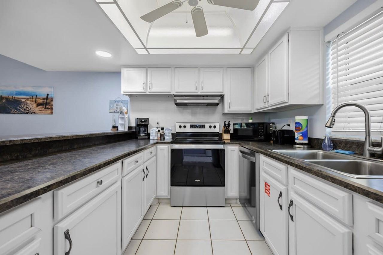 5200 Ocean Beach Blvd #1044460P - Photo 2 of 27