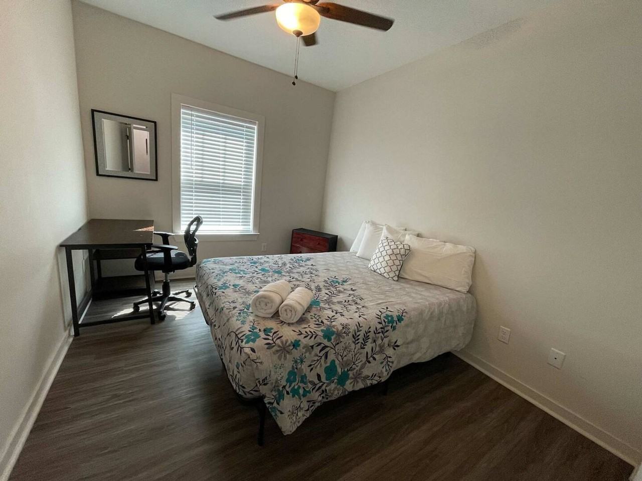 410 N C St #1367374P - Photo 6 of 36