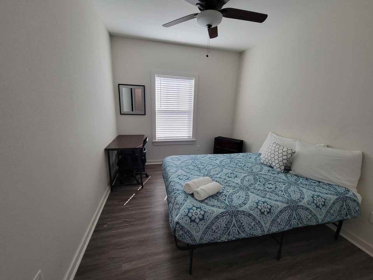 410 N C St #1367374P - Photo 7 of 36