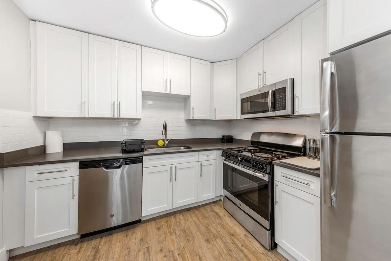 4355 W Kennedy Blvd #1369909P - Photo 7 of 50