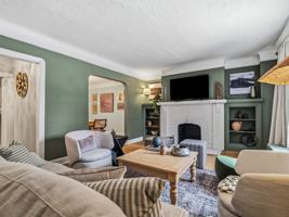 featured image of 3621 Silsby Rd