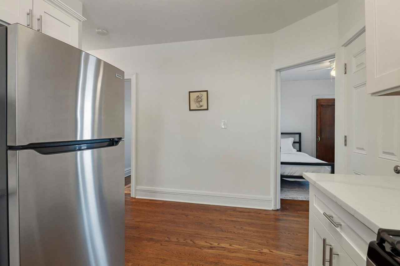 906 W Keith Ave #1370216P - Photo 2 of 21