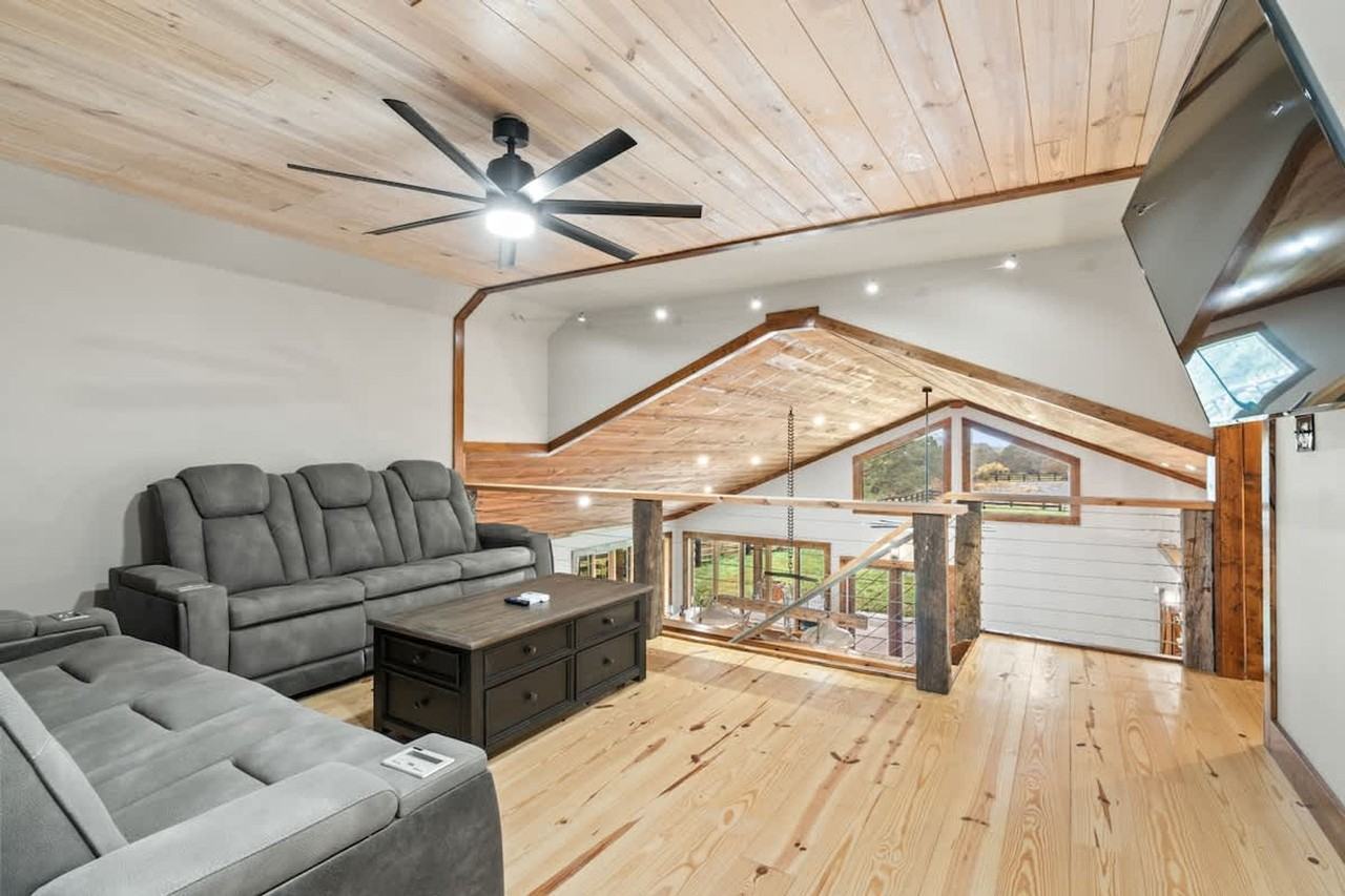 299 Westview Dr #1371158P - Photo 6 of 43