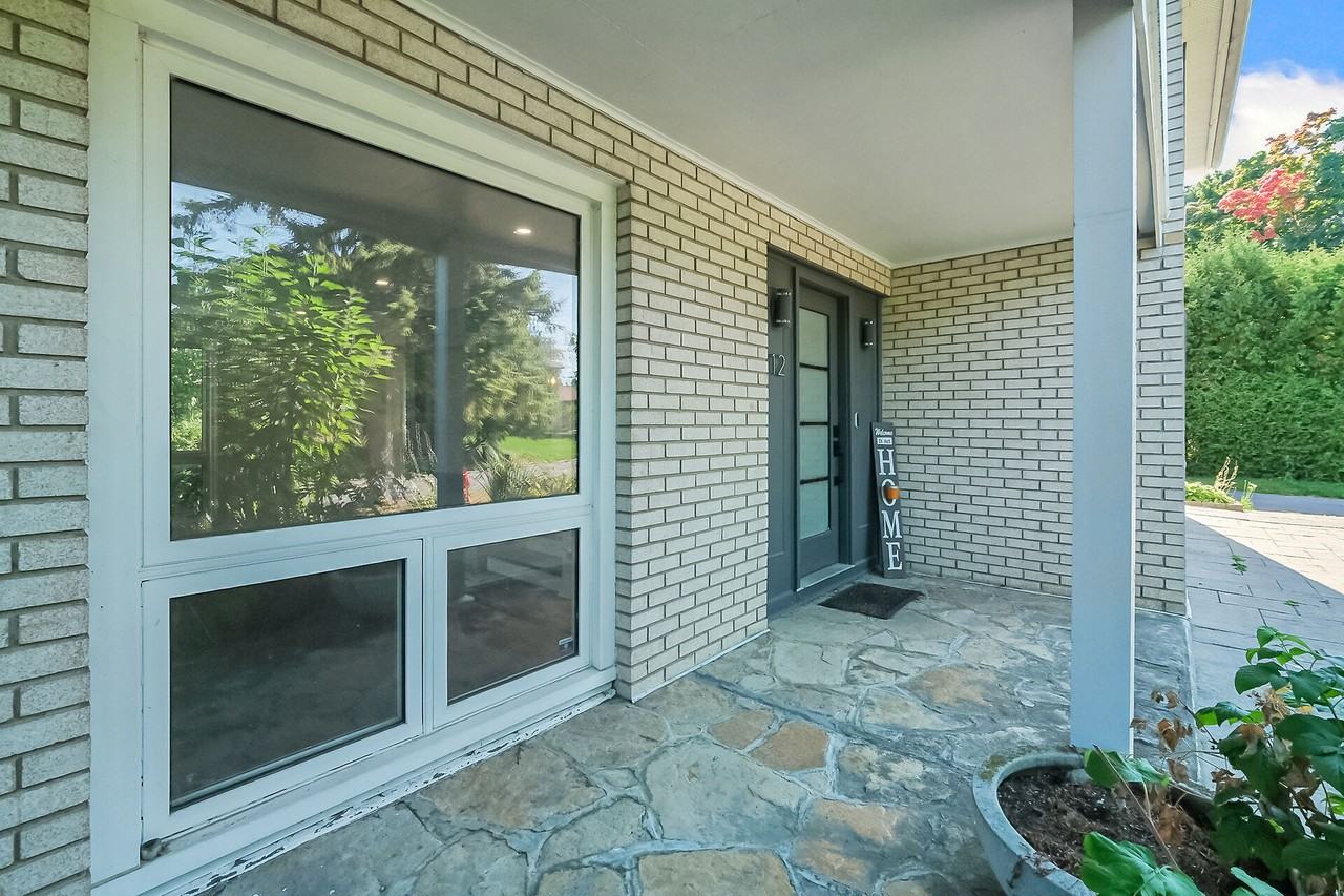 12 Apache Crescent - Photo 3 of 40