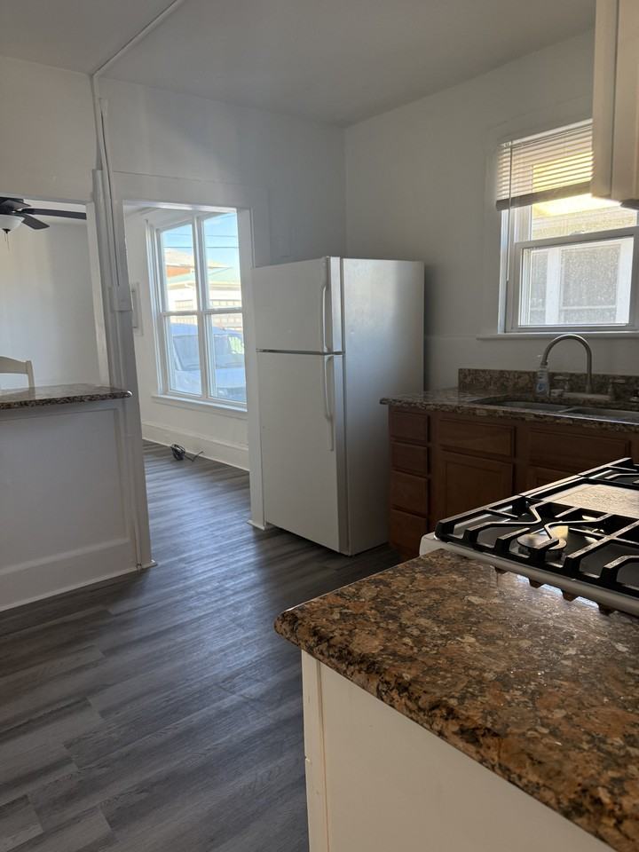 19 South Hollywood Avenue #1 - Photo 2 of 19