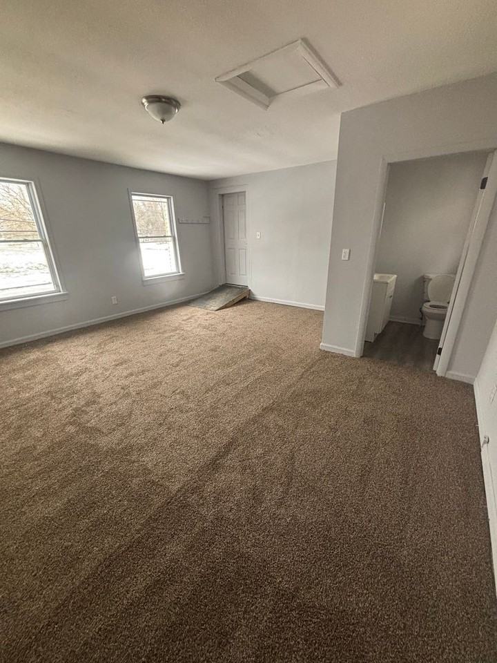 866 E 130th St - Photo 6 of 10