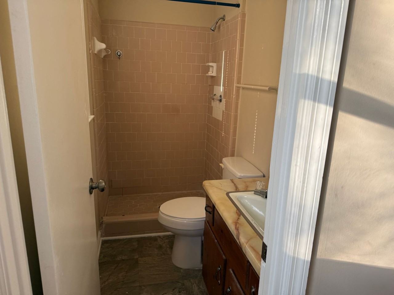 45 Ezzard St - Photo 5 of 7