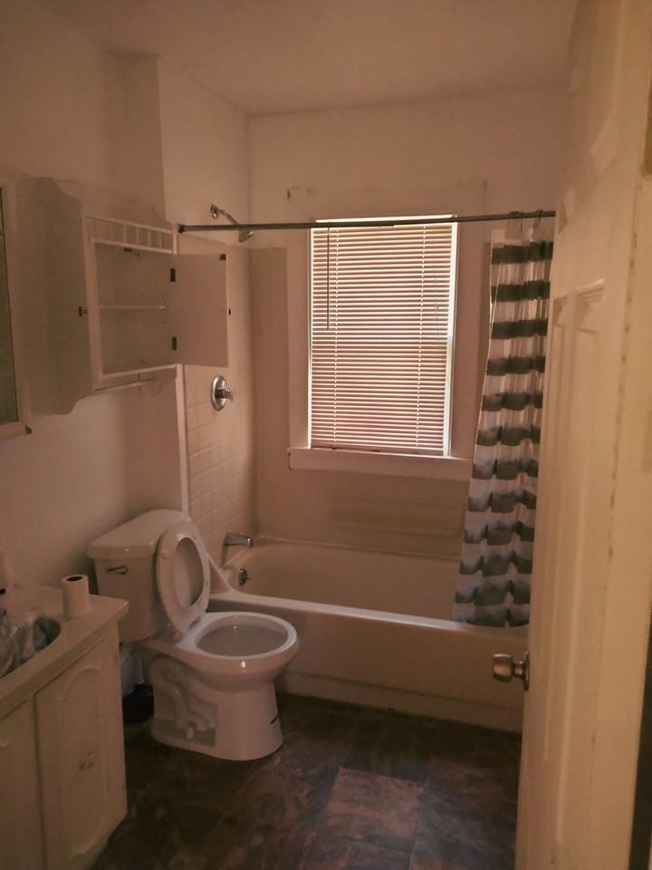 1427 Royalton Rd - Photo 7 of 13