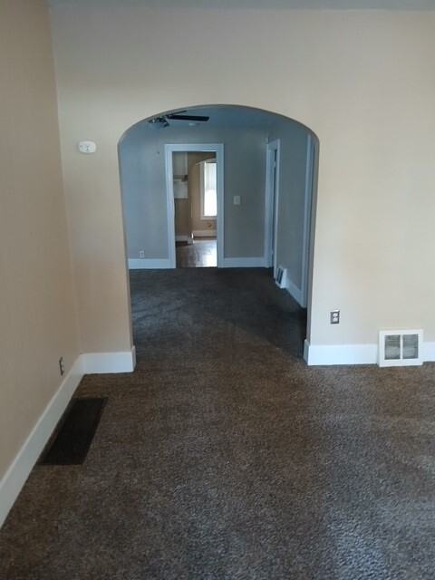 641 Western Ave - Photo 6 of 19