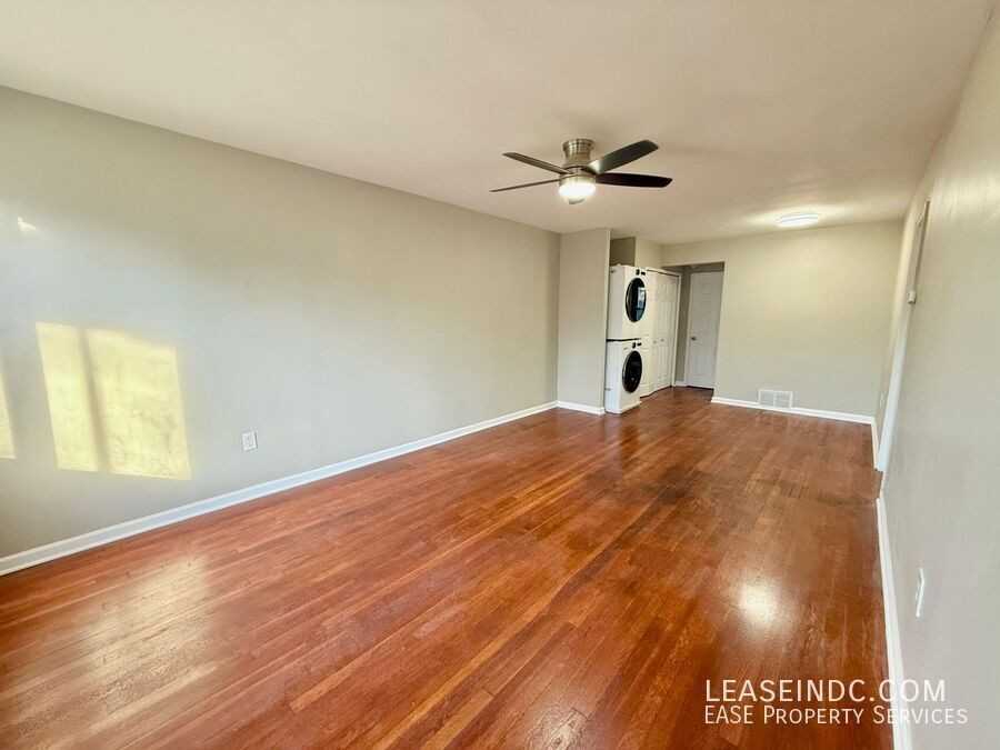 4407 2nd St Ne #1 - Photo 2 of 13