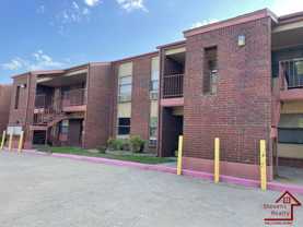 1912 Sw D Ave #O - Photo 1 of 1