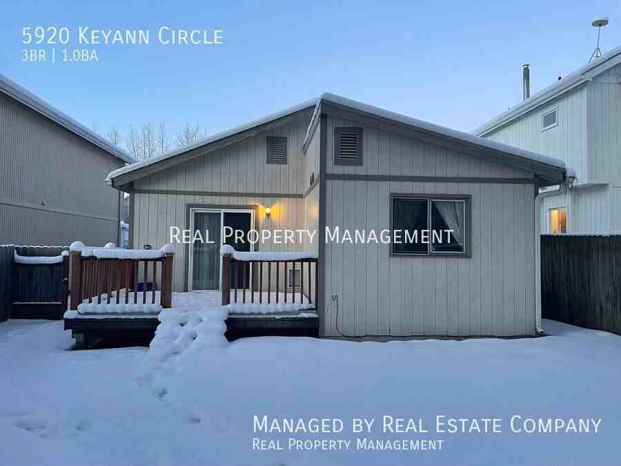 5920 Keyann Cir - Photo 7 of 24