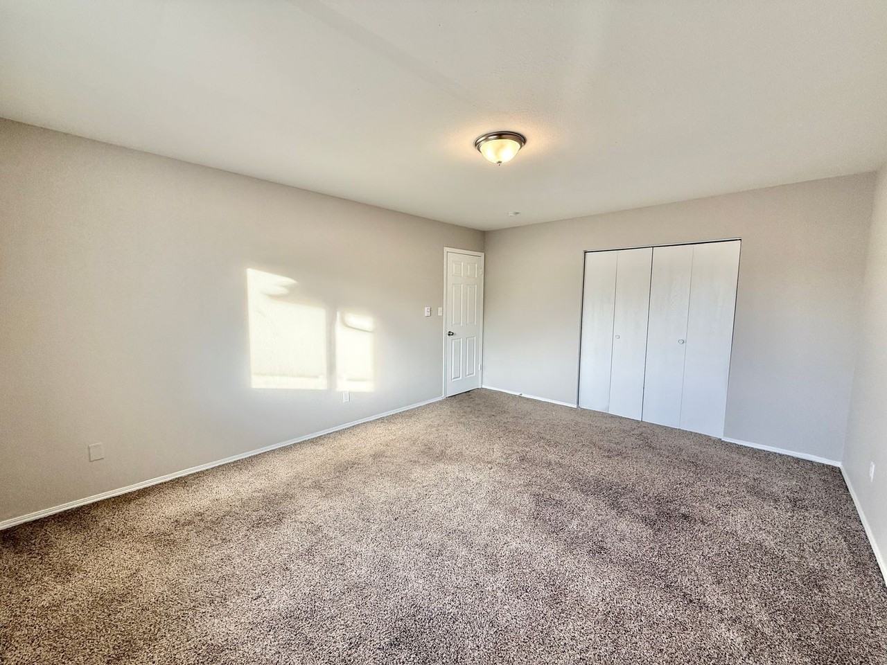 50 Royal Crest Dr #9 - Photo 4 of 17