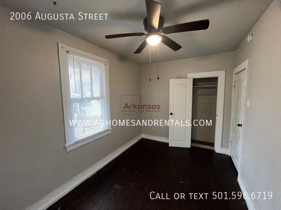 2006 Augusta St - Photo 6 of 9