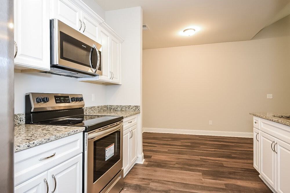 67 Rosemont Ct - Photo 6 of 16