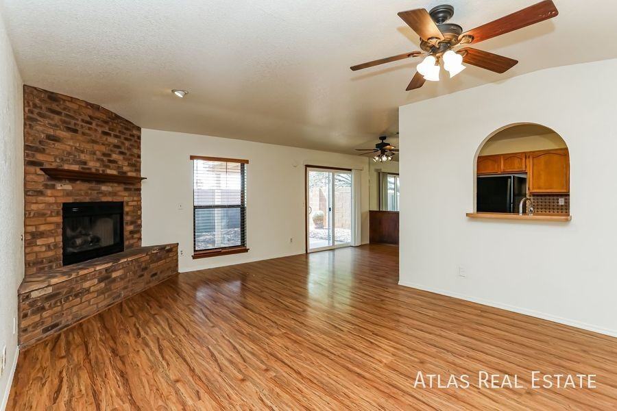 7648 S Danforth Ave - Photo 5 of 22