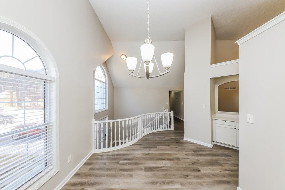 2740 Owens Ave Sw - Photo 7 of 18