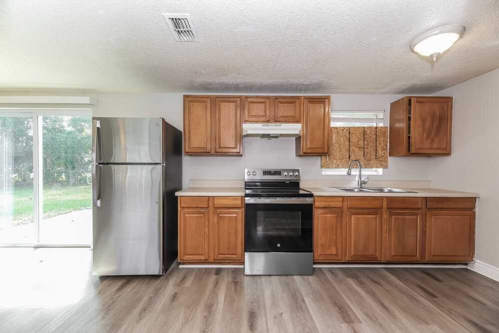 5322 Boilard Dr - Photo 7 of 16