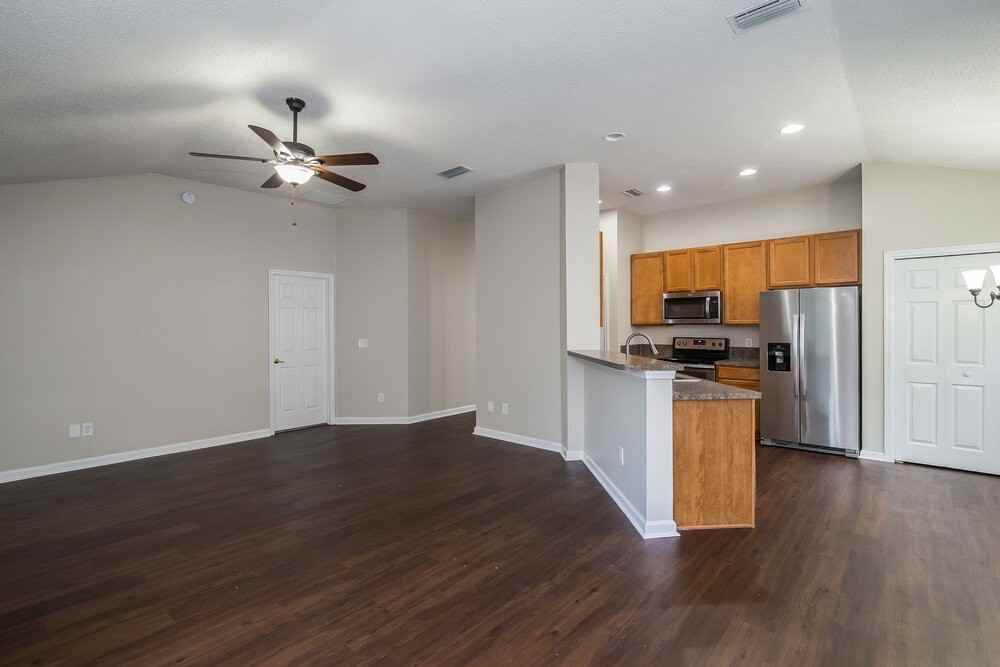 12746 Brown Jersey Ct - Photo 2 of 14