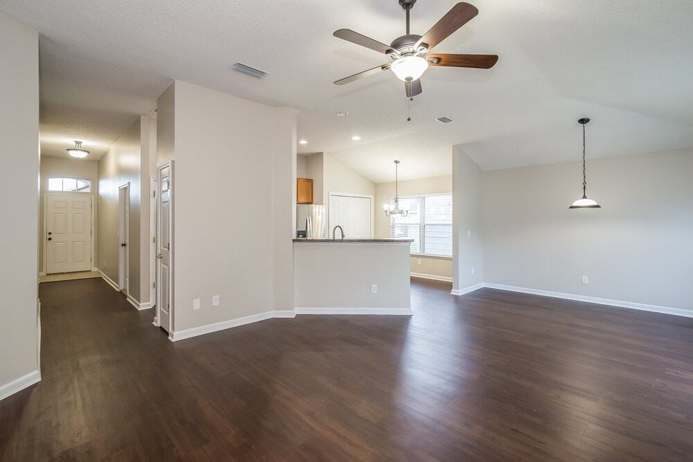 12746 Brown Jersey Ct - Photo 4 of 14