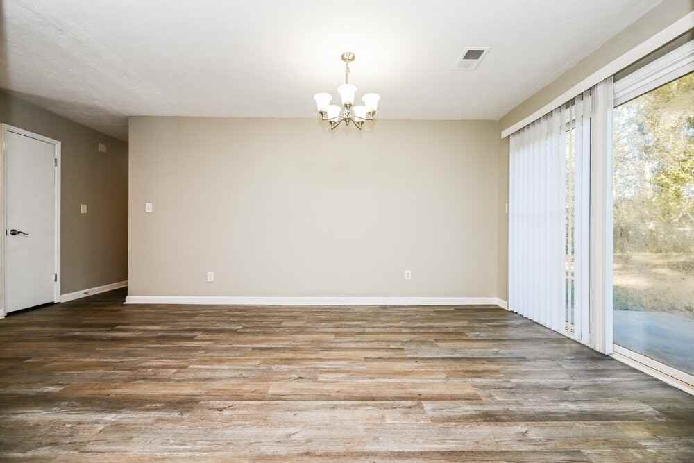 4060 Faron Ct - Photo 5 of 16